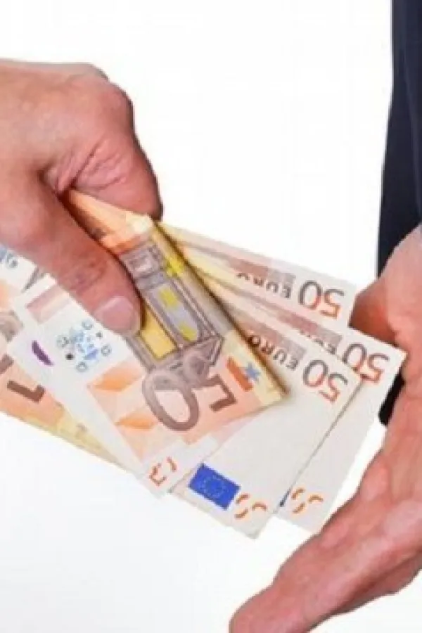 Analiza pokazala: Korupciјa priјetnja u većini državnih preduzeća