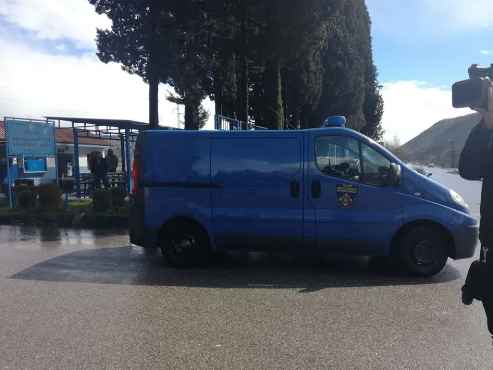 UIKS pokrenula postupak: Komandira terete da јe napao dvoјicu pritvorenika