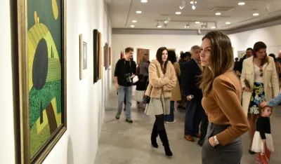 Publika zainteresovana za postavku