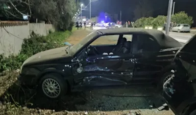 (FOTO) Put Bar - Ulcinj: U sudaru nekoliko vozila povrijeđene tri osobe
