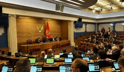 CGO: Pet poslanika prećutalo svoj dosada&scaron;nji mandat, za pola godine službena putovanja ko&scaron;tala vi&scaron;e od 41.000 eura