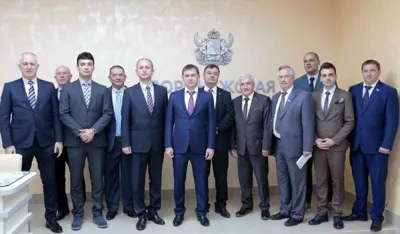 Radinović sa delegacijom iz Crne Gore na vojnoj paradi i mar&scaron;ku Besmrtnog puka