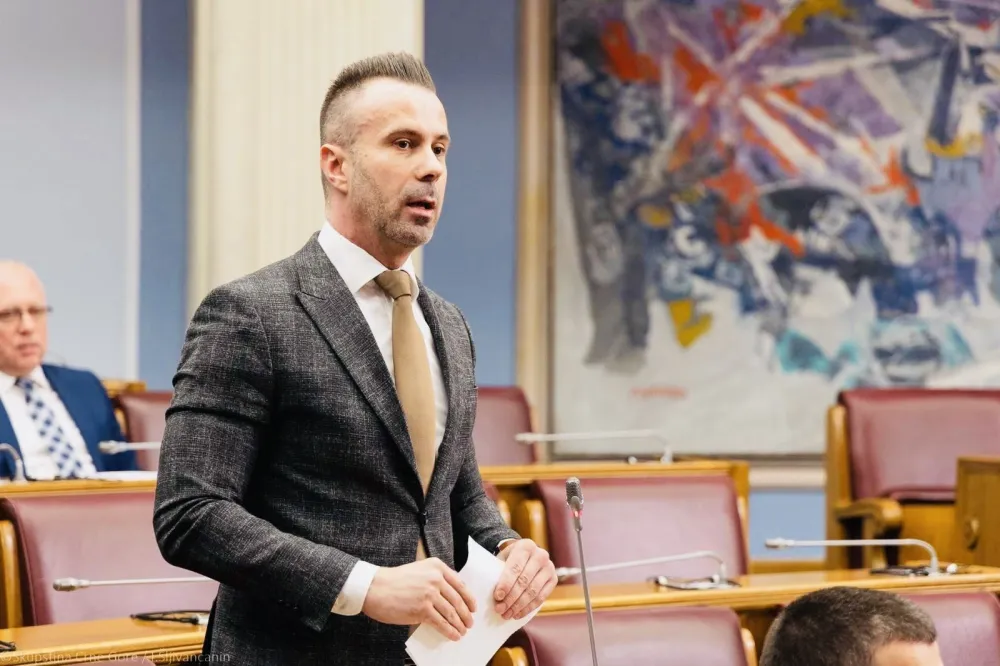 Bogdanović: Građani vjeruju policiji, nema haosa u sektoru bezbjednosti&nbsp;kako to neki žele predstaviti