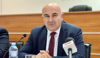 Joković: I ja bih lagano glasao protiv prijema Kosova