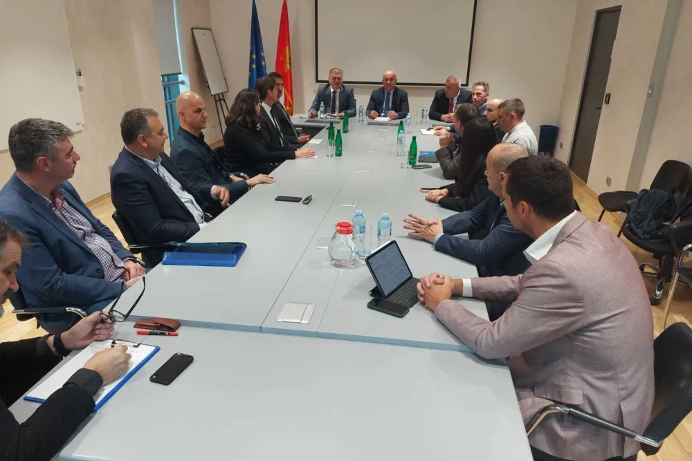 Joković: Potpisani Ugovori za regulaciju rijeke Lim, radovi vrijedni 8,6 miliona