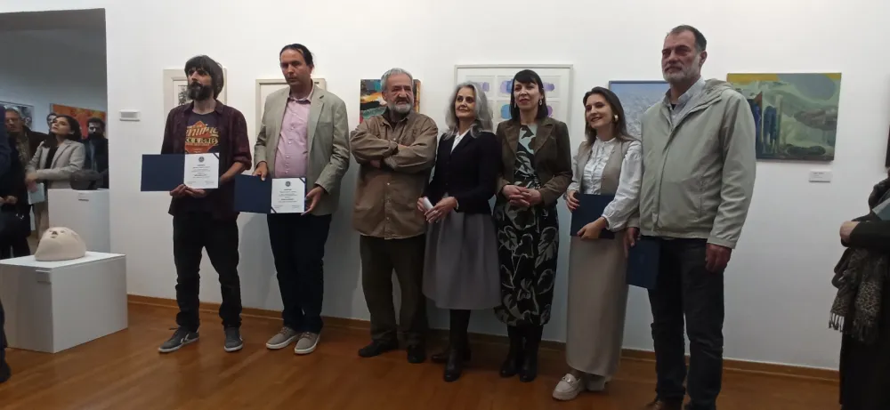 (FOTO) Otvorena 79. Tradicionalna izložba ULUCG, nagrada "Milinović, Stijović, Lubarda" pripala Đuroviću, &Scaron;ekularcu i Petričeviću