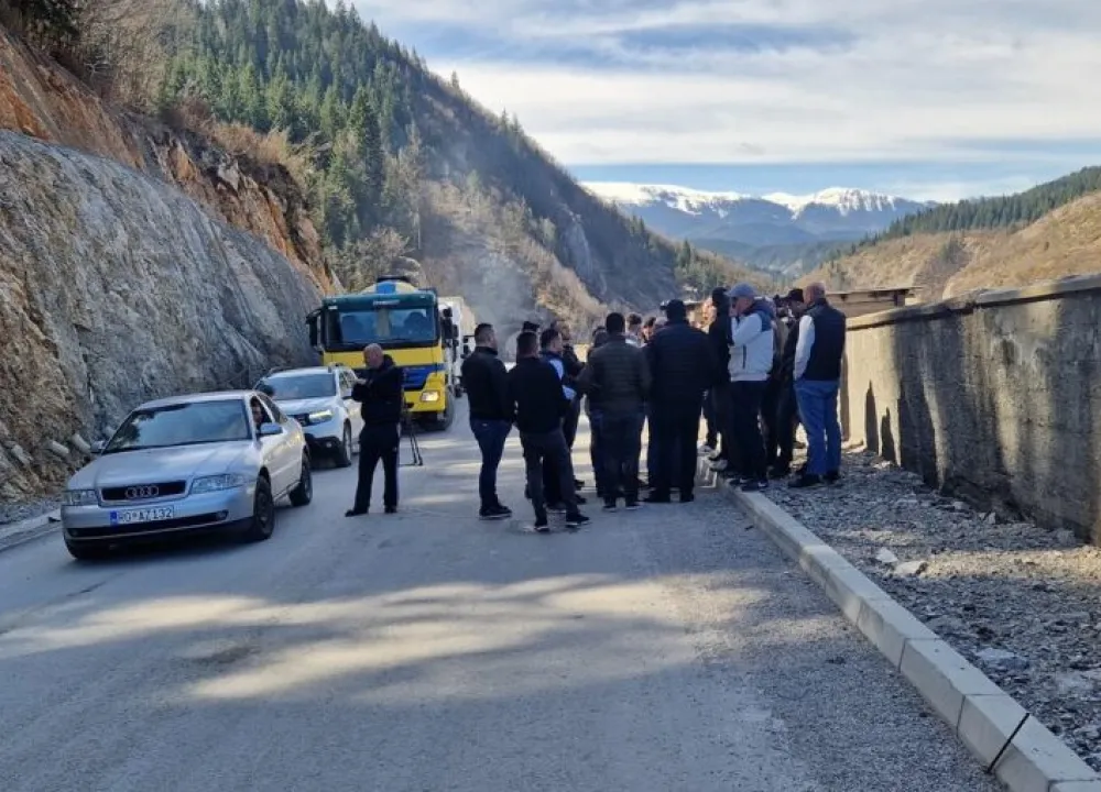 "Euromost" podržao protest u Rožajama: Hitno re&scaron;avati probleme svih deponiјa