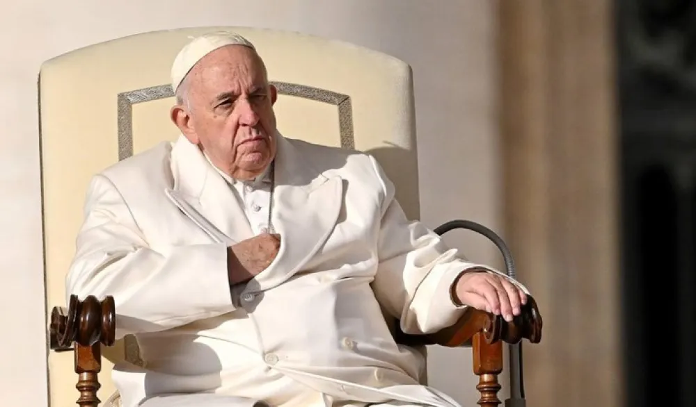 U Bazilici Sv. Petra: Papa Franja vodio misu za Veliki petak u invalidskim kolicima