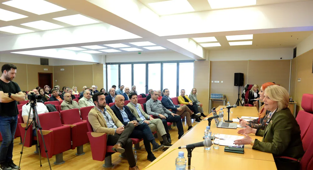 Grad traži predloge lokacija za privremene parkinge