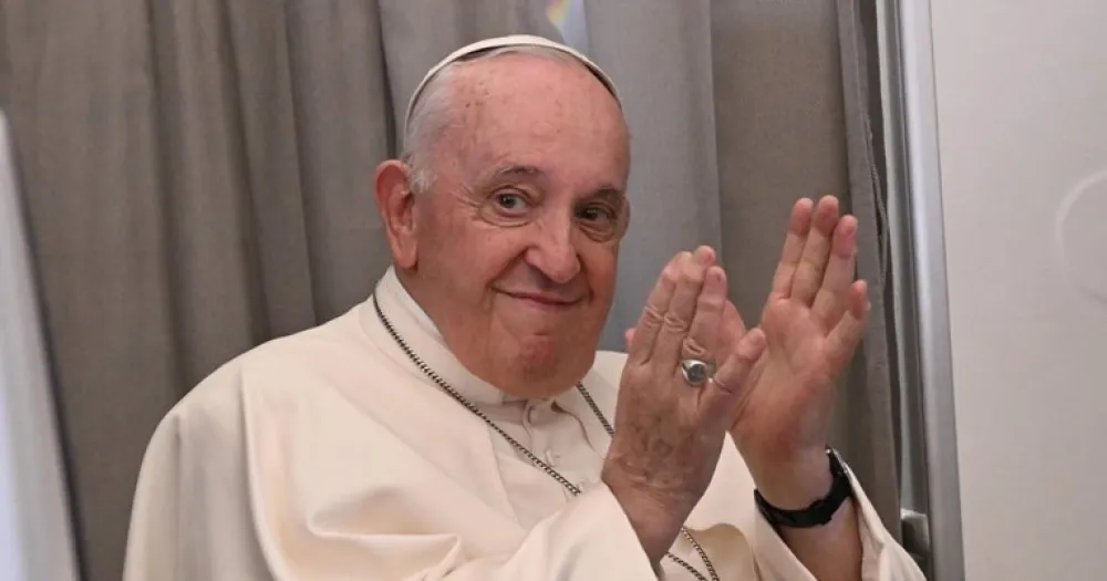Papa poručio u Uskr&scaron;njoj poslanici: Mir se ne sklapa oružjem
