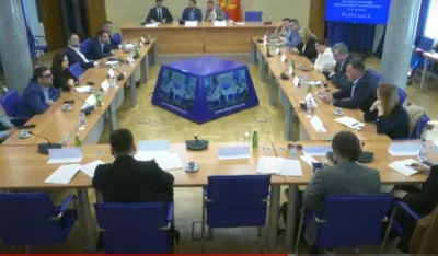 (VIDEO) Čarapić: Izborna reforma fundamentalno pravo; Predsjednik DIK-a: Izborna 2023. pokazala mane izbornog zakonodavstva