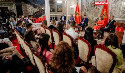 Studenti sa ministrima o obrazovanju i usavr&scaron;avanju