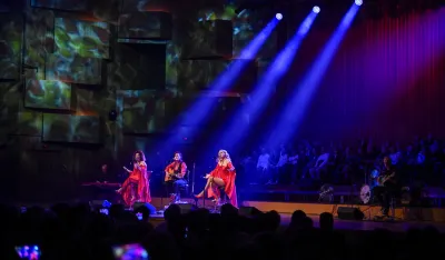 The Frajle sa publikom na bini