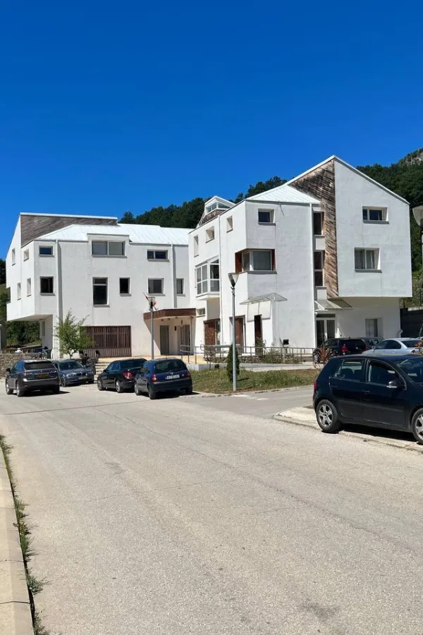 Petnjičani&nbsp;napu&scaron;taju područje Bihora, Agović poručuje: Mlade motivisati da ostanu na sjeveru