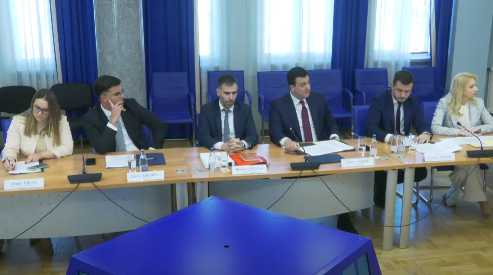 (UŽIVO) Gorčević: U Vladi nema zabirnutosti u djelu dobijanja IBAR-a; &Scaron;aranović: Nesuglasice oko direktora policije ne utiču na&nbsp; integracije