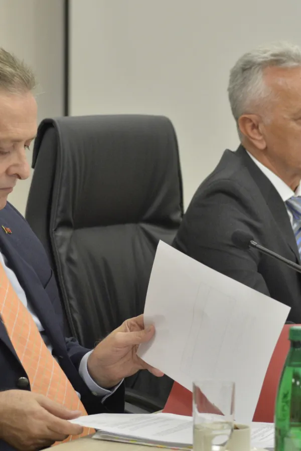 Skup&scaron;tina tri godine ne bira petog člana Senata DRI