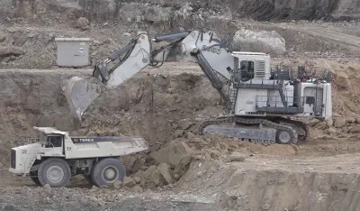 rudnik uglja mehanizacija bageri kamioni