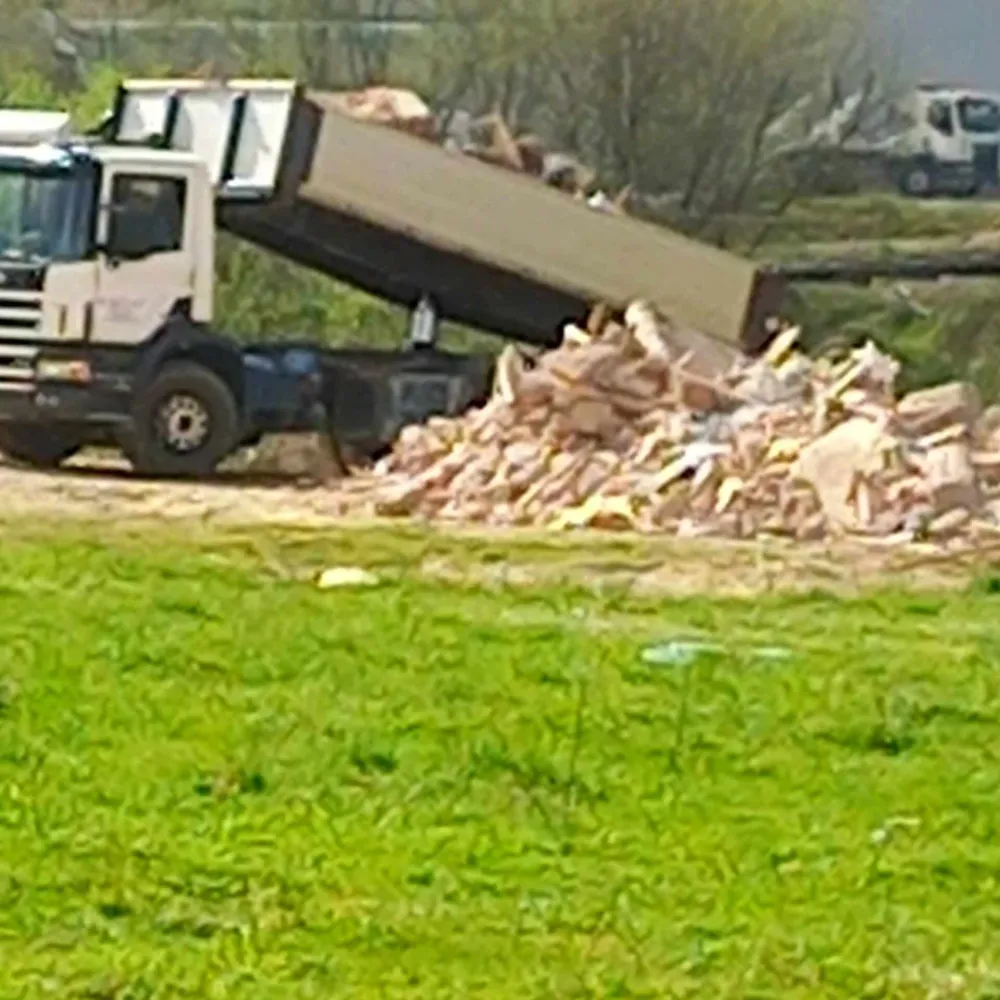 Euromost: Nastavlja se odlaganje otpada na obalama Lima u Bijelom Polju