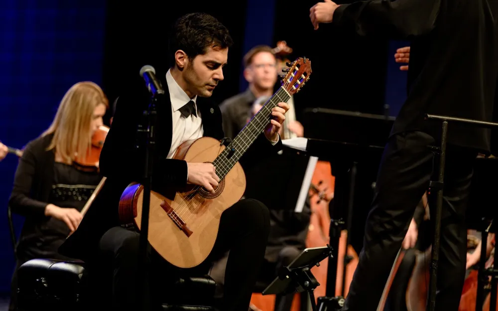 (VIDEO, FOTO) Karadaglić i mladi talenti osvojili srca publike