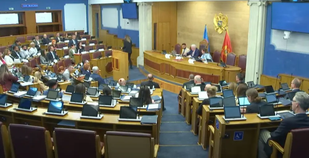 Sjednica Romskog parlamenta: Veliki problem &scaron;to Roma i Egipćana nema u političkom odlučivanju