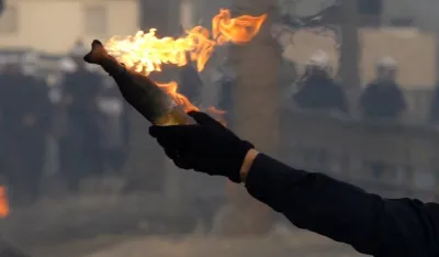 Molotovljevi kokteli bačeni na rusku ambasadu u Vilniusu