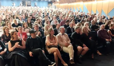 Publika na otvaranju festivala RUTA u Podgorici