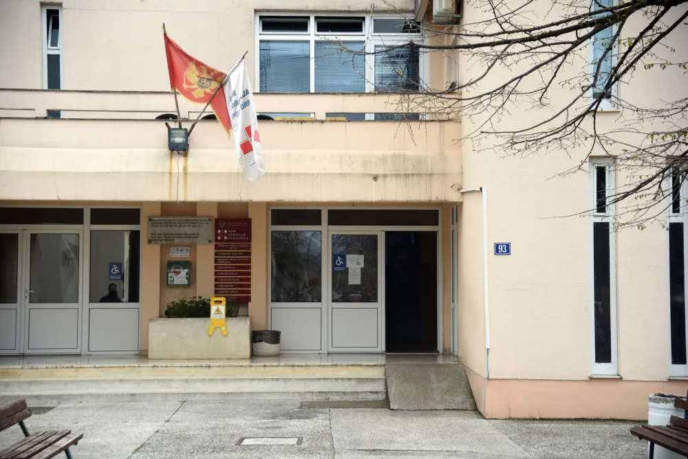 Dom zdravlja Podgorica: Grijanje nakon zamjene gromobranske trake