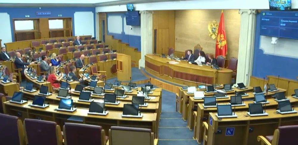 Udruženje pravnika: Skup&scaron;tina i pored brojnih upozorenja predlaže amandmane koji naru&scaron;avaju pravni poredak