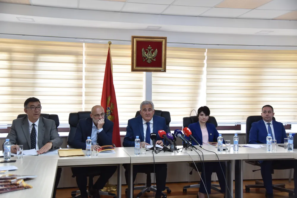 (VIDEO) Za tri godine 106 sudiјa napustilo funkciјu