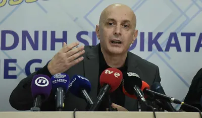 Prosvјetari do sada dobili јedino tužbu