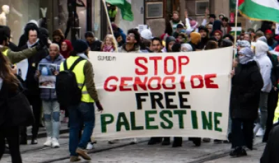 Norve&scaron;ka je spremna da prizna palestinsku državu u saradnji sa drugim zemljama, izjavio je danas norve&scaron;ki premijer Jonas Gar Stjore (Gahr Stoere) u prisustvu &scaron;panskog kolege Pedra Sančesa (Sanchez) koji se zalaže za takvo priznanje.