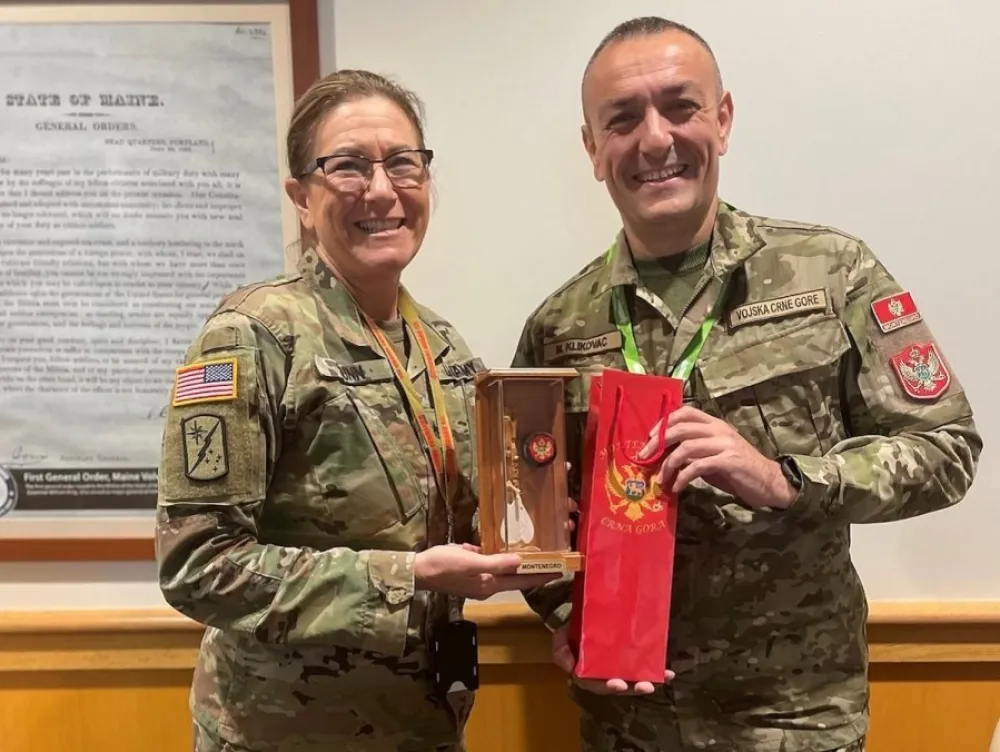 Usvajanje najboljih praksi u oblasti vojne taktike i obuke