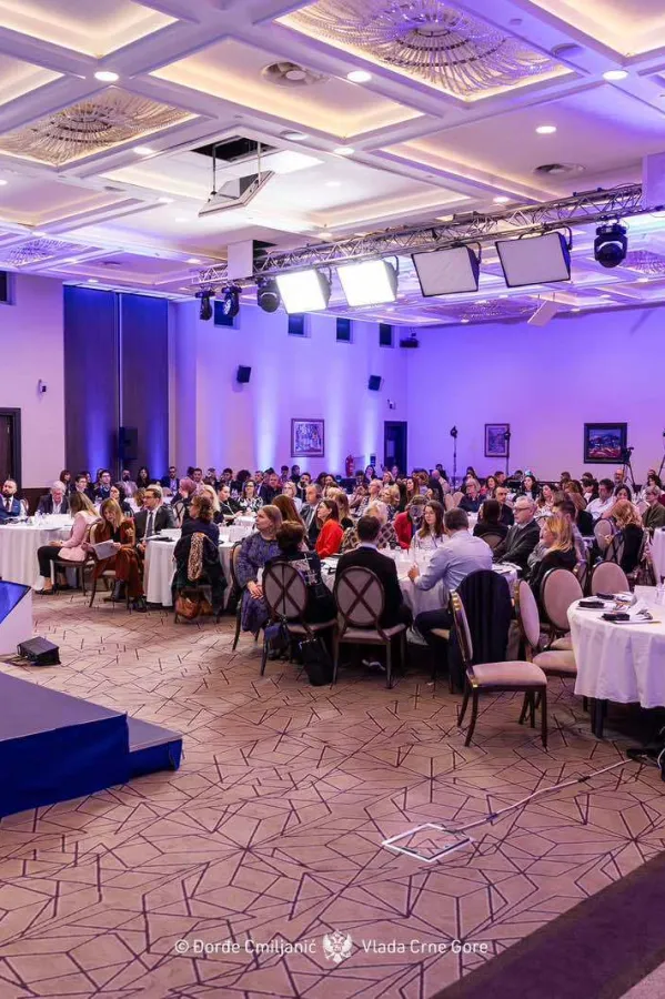 Sa dana&scaron;nje konferencije