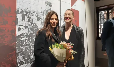 Darja Bajagić i Ana Simona Zelenović u Crnogorskom paviljonu