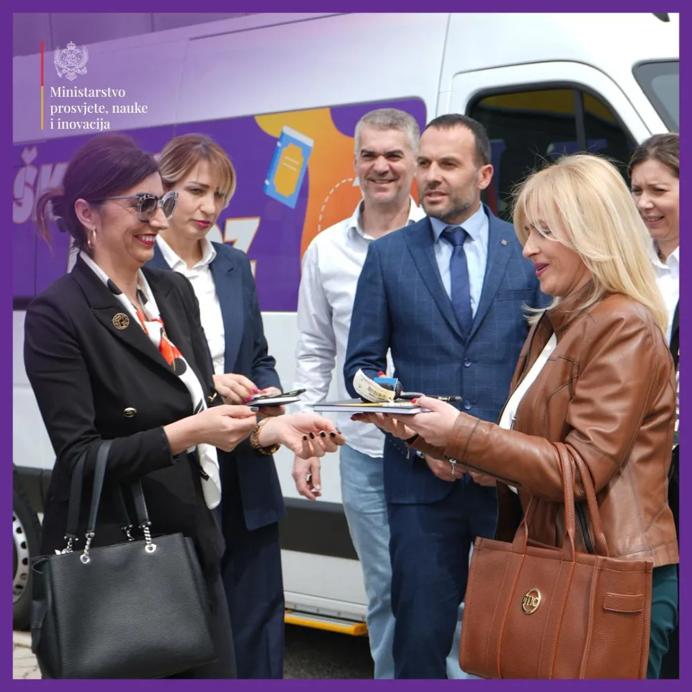 Uručena jo&scaron; četiri vozila za prevoz učenika sa ruralnih područja