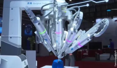 Ljekari u Beču operi&scaron;u pomoću robota: Robot samo instrument kojim hirurg upravlja