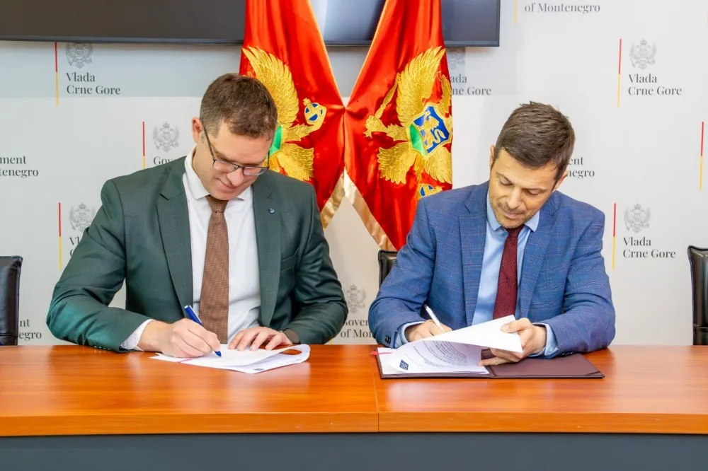 Mujović i Boljević potpisali sporazum: Podsticanje energetske efikasnosti u domaćinstvima