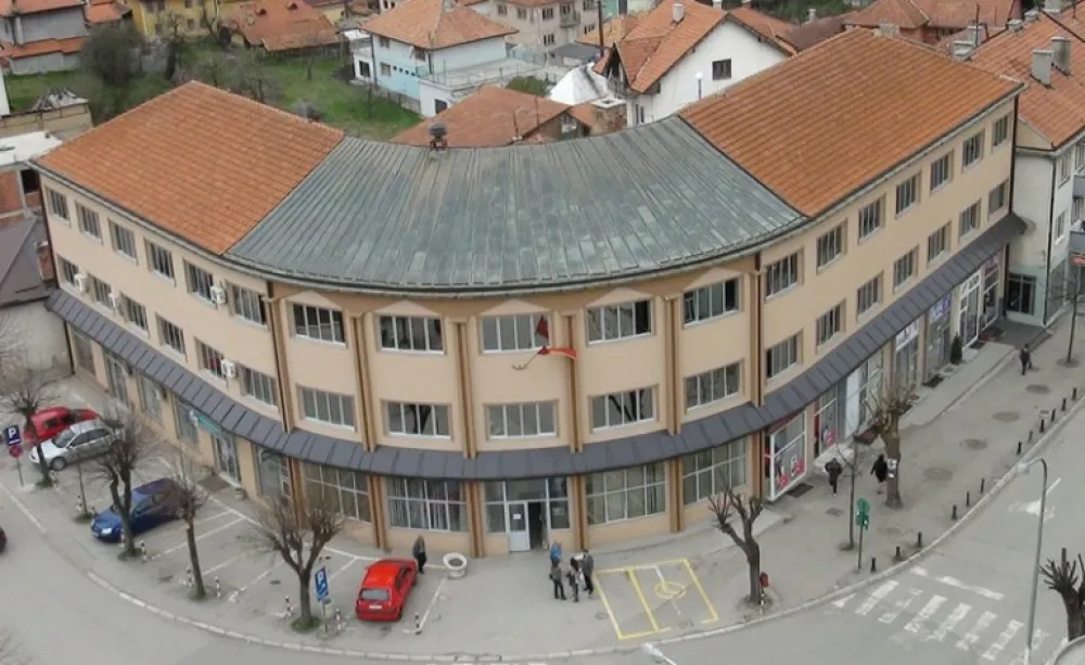 Pljevlja: Odbornik DPS-a u znak protesta za govornicom ćutao 10 minuta