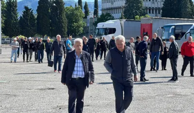 (VIDEO) Biv&scaron;i radnici Gradskog saobraćaјa traže isplatu zemlji&scaron;ta i akciјa