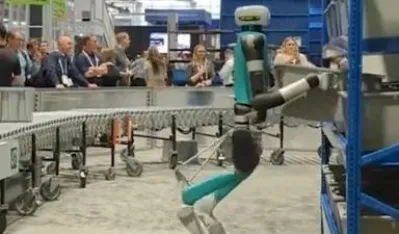 Robot "izdahnuo" tokom demonstracije izdržljivosti