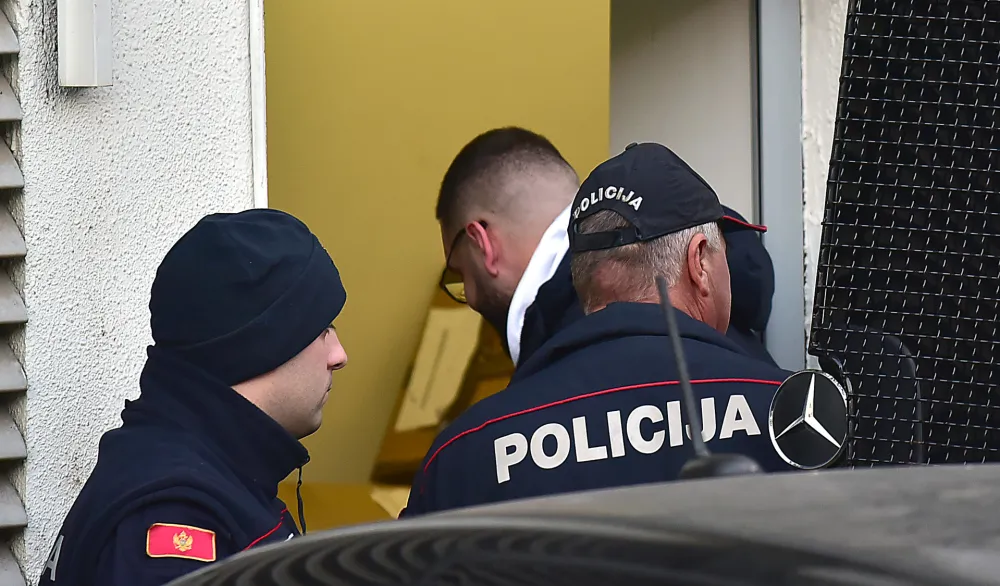 Milo&scaron;eviću dozvoljeno da napu&scaron;ta Nik&scaron;ić