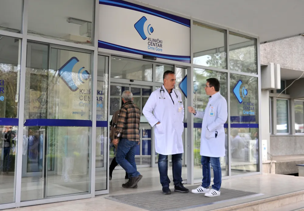 U Kliničkom centru za dan obavljeno preko 2,3 hiljade pregleda