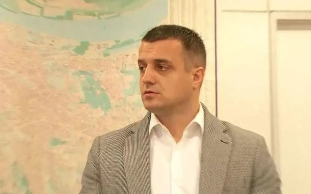 Pretučen pomoćnik srpskog ministra Gorana Vesića