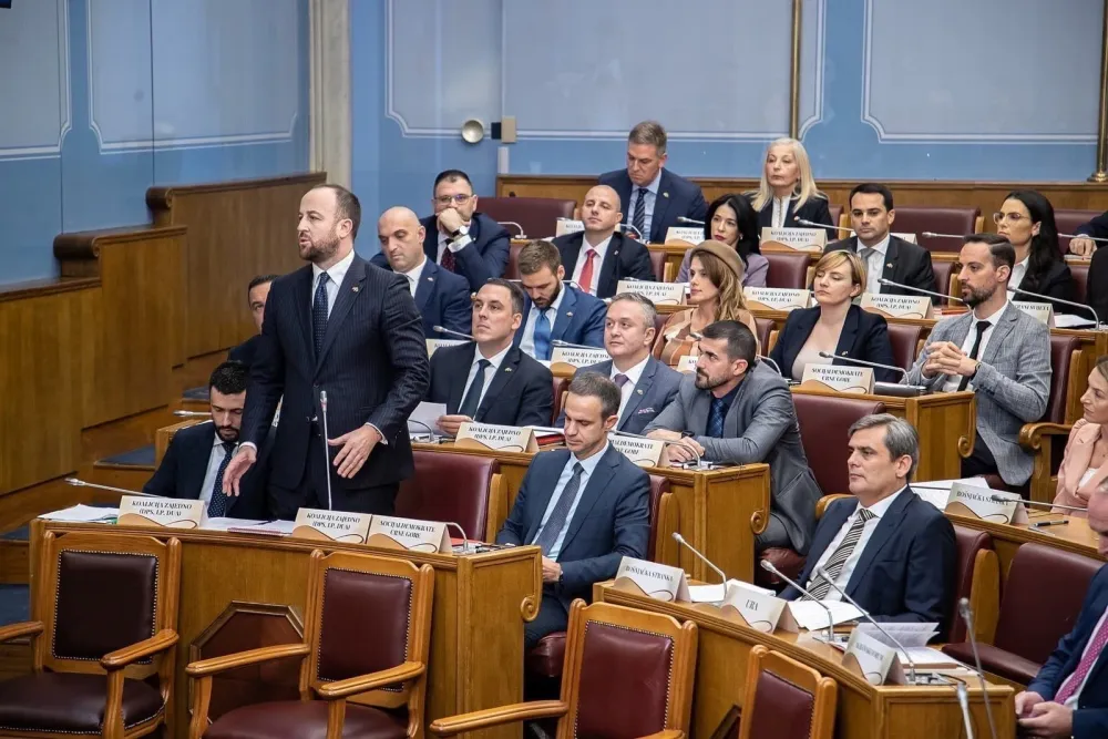 Poslanici u Skup&scaron;tini