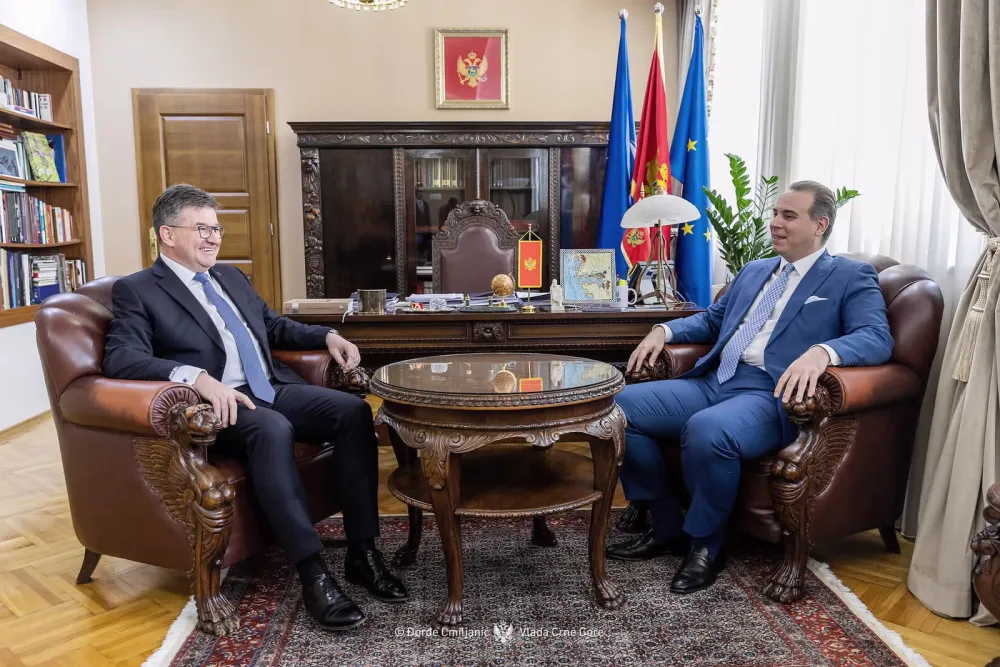 Ivanović sa Lajčakom: Crna Gora u najboljoj poziciji da bude naredna članica EU