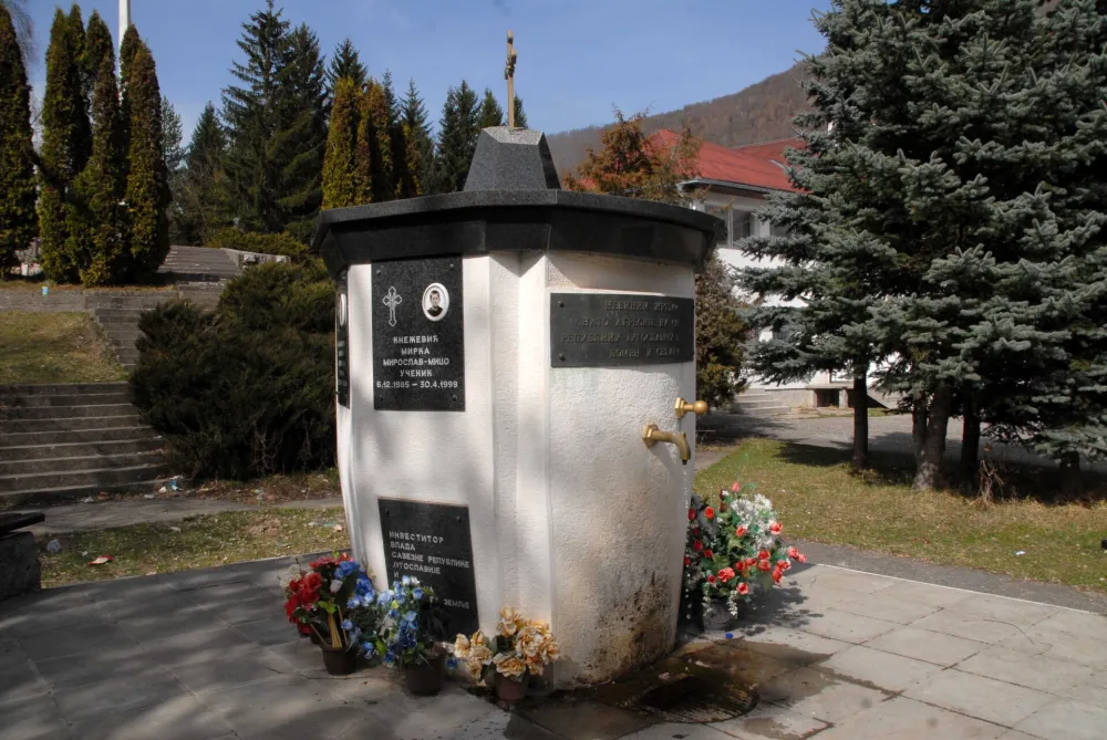 HRA: 25 godina od NATO bombardovanja Murina, porodice i dalje bez obe&scaron;tećenja i bez statusa civilne žrtve rata