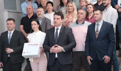 Koalicija na čelu sa Odžićem predala izbornu listu u Budvi: "Bićemo najprijatnije iznenađenje"