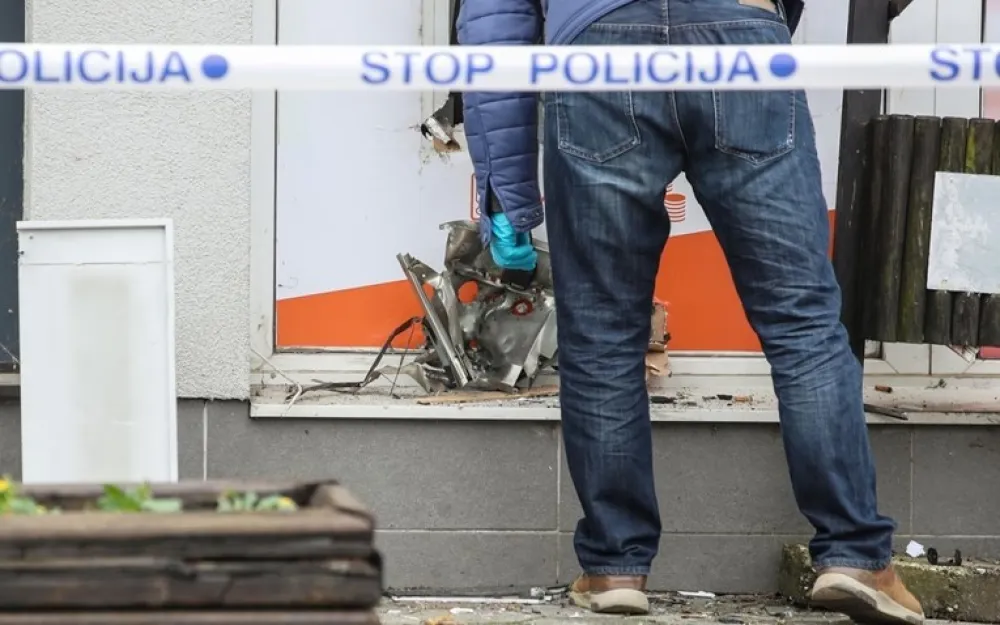 U Zagrebu raznesen bankomat