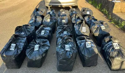 (FOTO) Granična policija zaplijenila preko 300 kg rezanog duvana