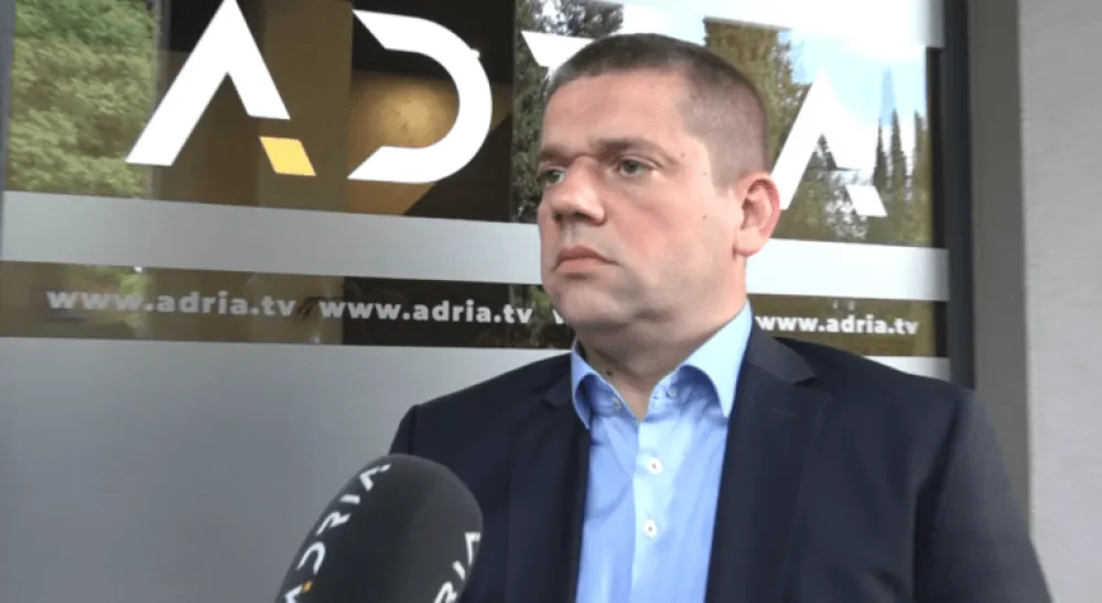 Bulatović o sporu sa direktoricom ASK: Perović i od kuće suspenduјe zaposlene